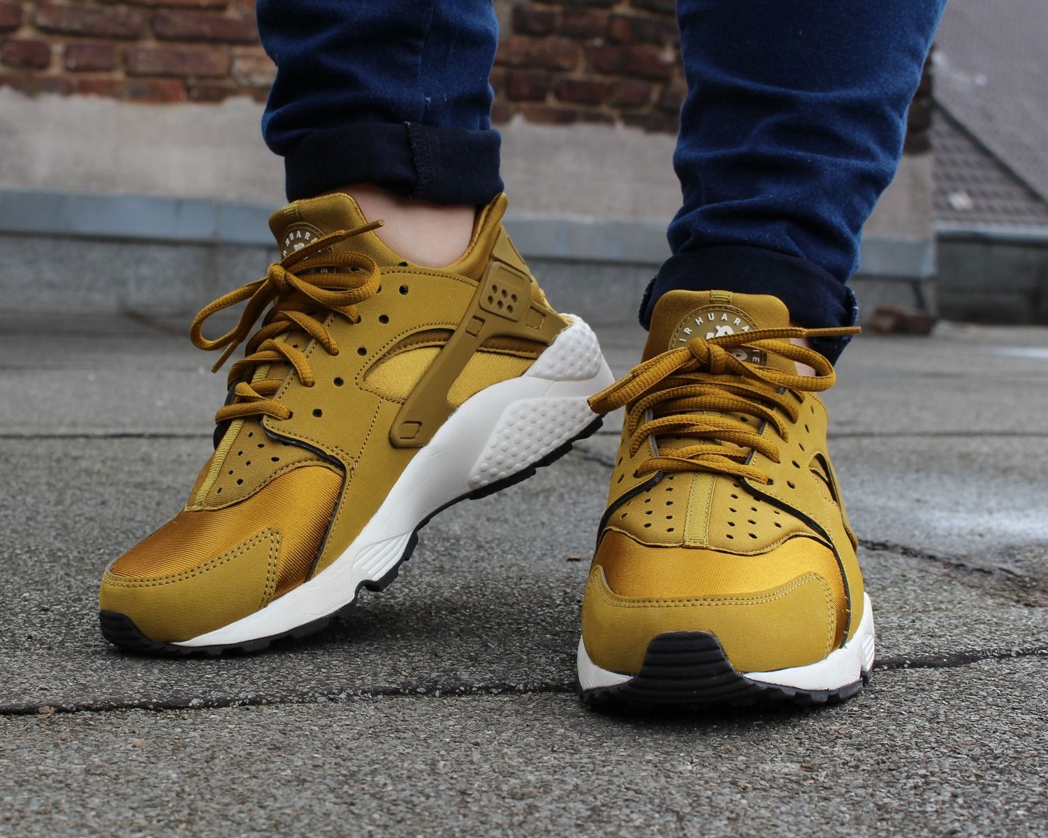  Nike Air Huarache